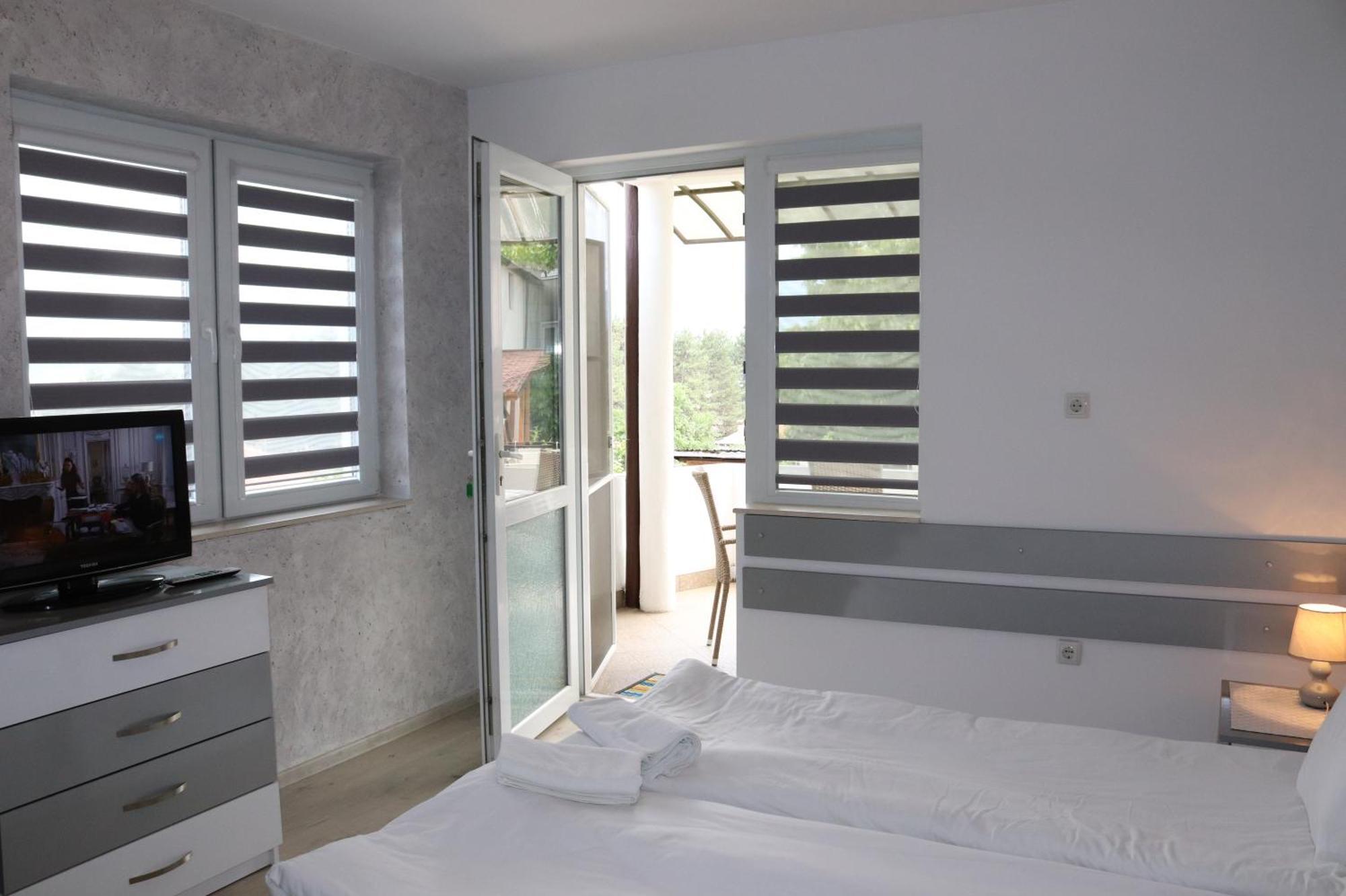 Saint Maria Guest House Welingrad Exterior foto